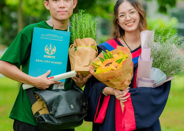 The Ultimate Guide to Graduation Gifts: Perfect Ideas for Every Graduate