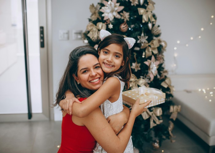 The Art of Delight: Choosing the Best Girly Gifts That Sparkle