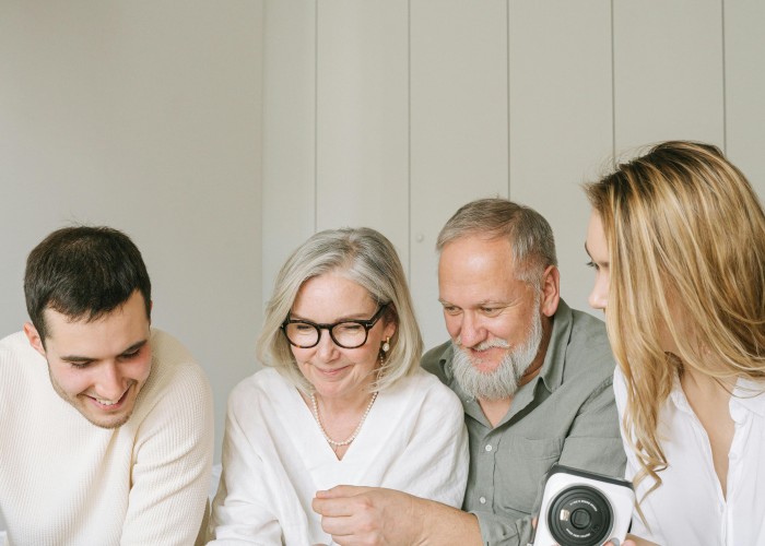 Female Gifts: Perfect Presents to Delight Her Across the Globe