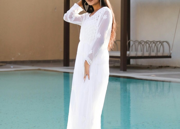 Buy Chikankari Kurti Online: A Timeless Blend of Grace and Craftsmanship