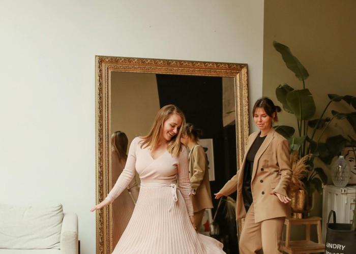 Buy Dresses Online: A Complete Style Guide for Every Occasion