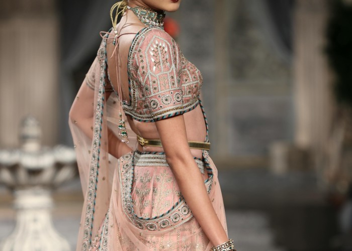 Buy Designer Net Saree: The Ultimate Guide to Elegance & Style Worldwide