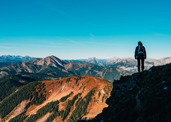 Snow Dreams Come True: A Complete Guide to Ski Resorts in Austria and Switzerland