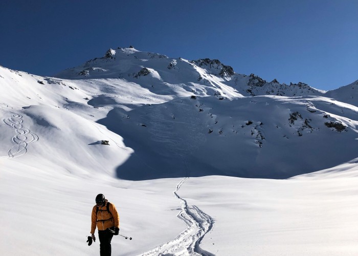 Best Rooftop Bars In Geneva With Alpine Views: A Complete Guide