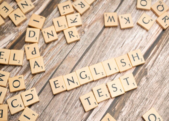 Clear and Confident Ways of Asking for Help in English: A Complete Speaking Guide