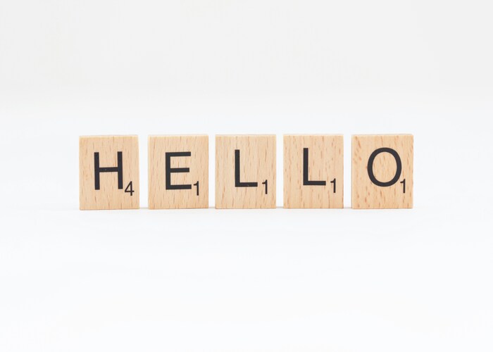 Confident English Phrases for Meeting Someone New: Speak Naturally from the First Hello
