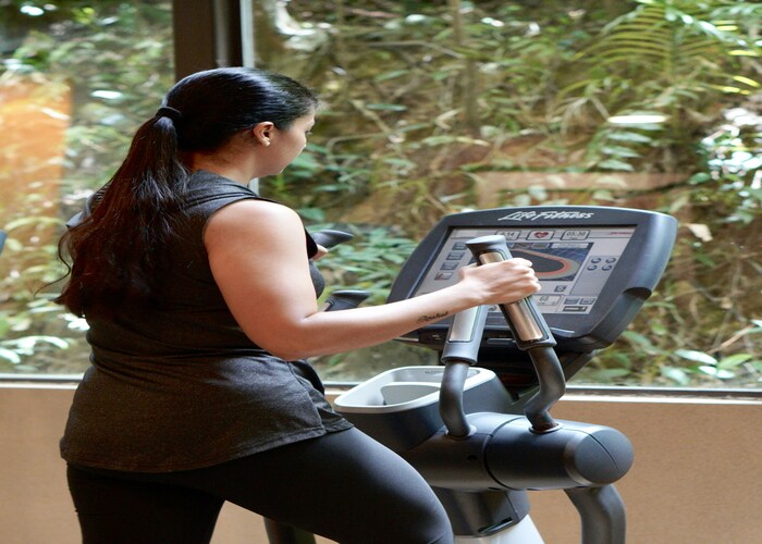 Elliptical Workout Benefits: The Powerful Low Impact Way to Transform Your Full Body Health