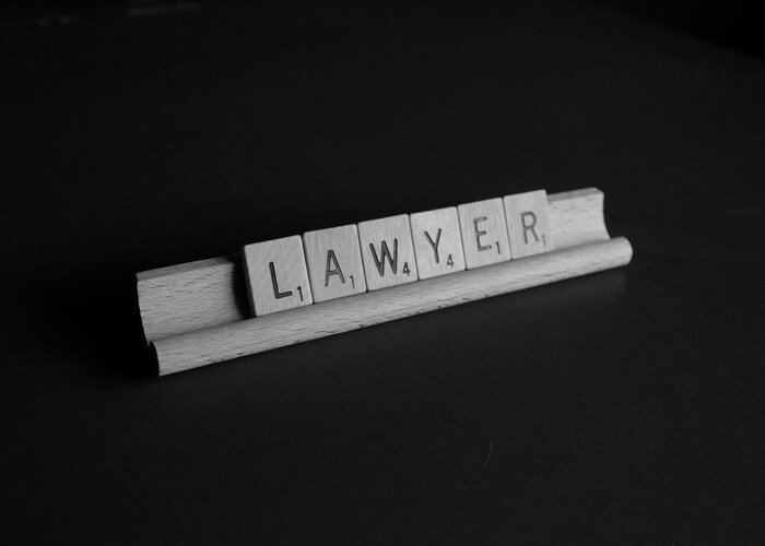 How to Hire a Lawyer in America the Smart and Confident Way